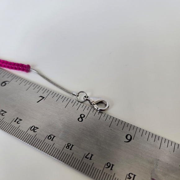 🔴(2for$10) Pink and Silver Bracelet with Fish Charm - Picture 6 of 7